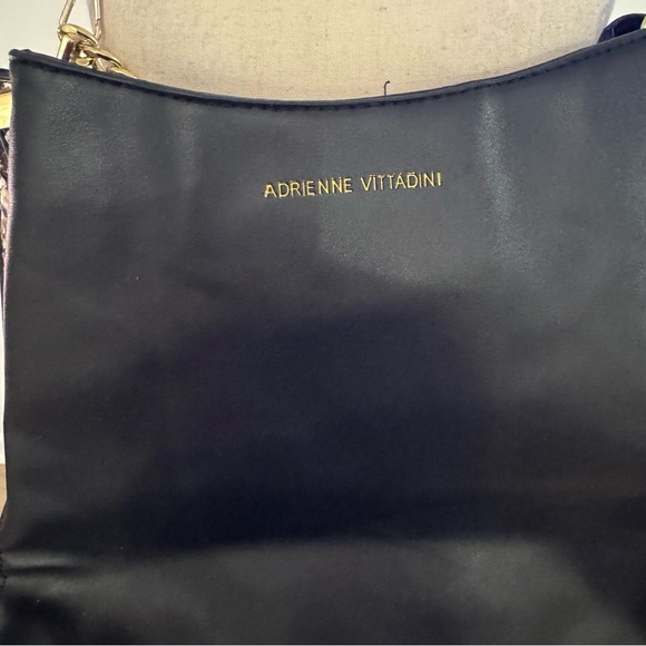🖤 Adrienne Vittadini Black Faux Leather & Snakeskin Chain Tote - Picture 2 of 8